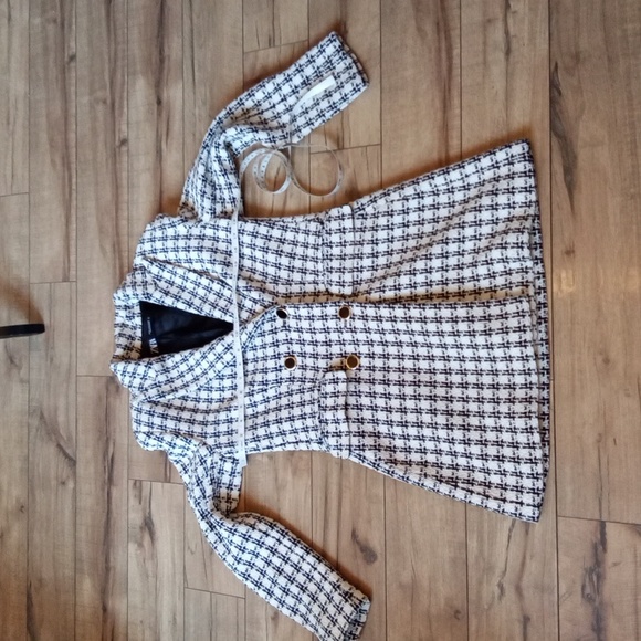 Zara Women's White And Black Double Breasted Tailored Coat. Size M - Picture 8 of 17
